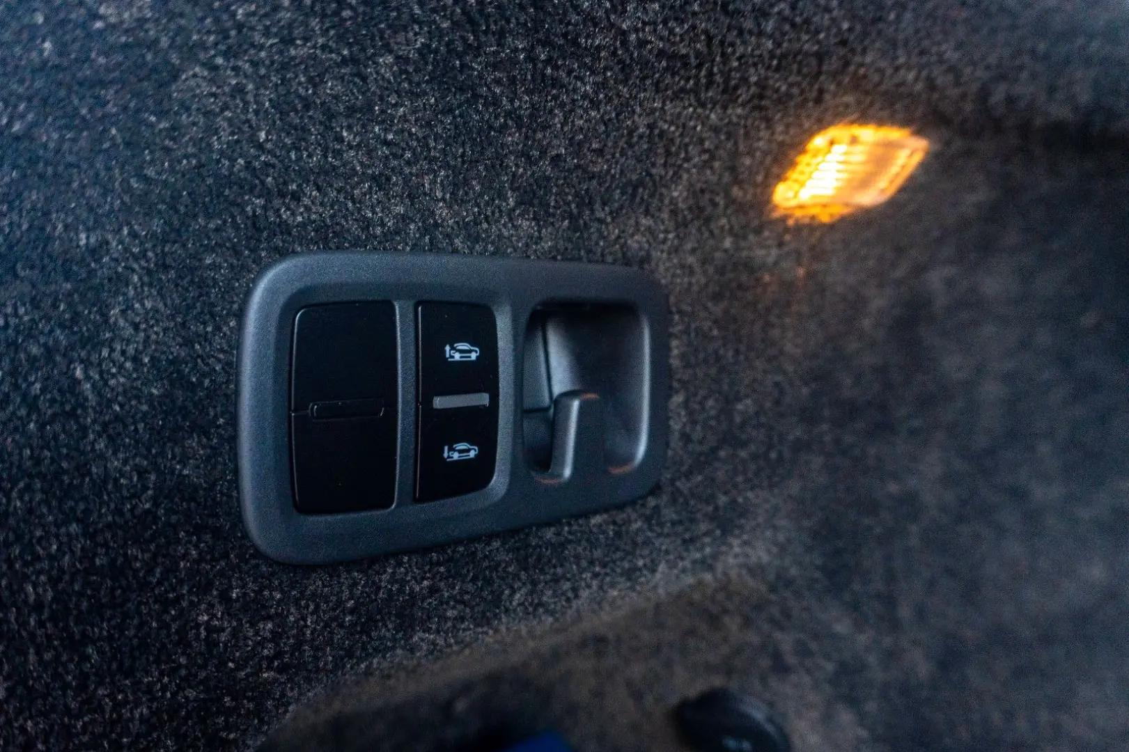 Bentayga 4.0 V8 S 4WD FirstEdition Warranty 2026