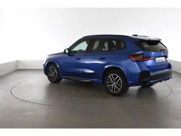 X1 xDrive 20d Head-Up-Display Sonnenschutzvergla