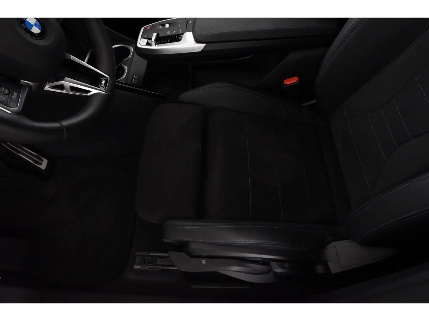 X1 xDrive 20d Head-Up-Display Sonnenschutzvergla