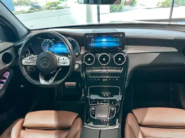 Mercedes-Benz GLC 300 de 4M AMG LED AHK MBUX