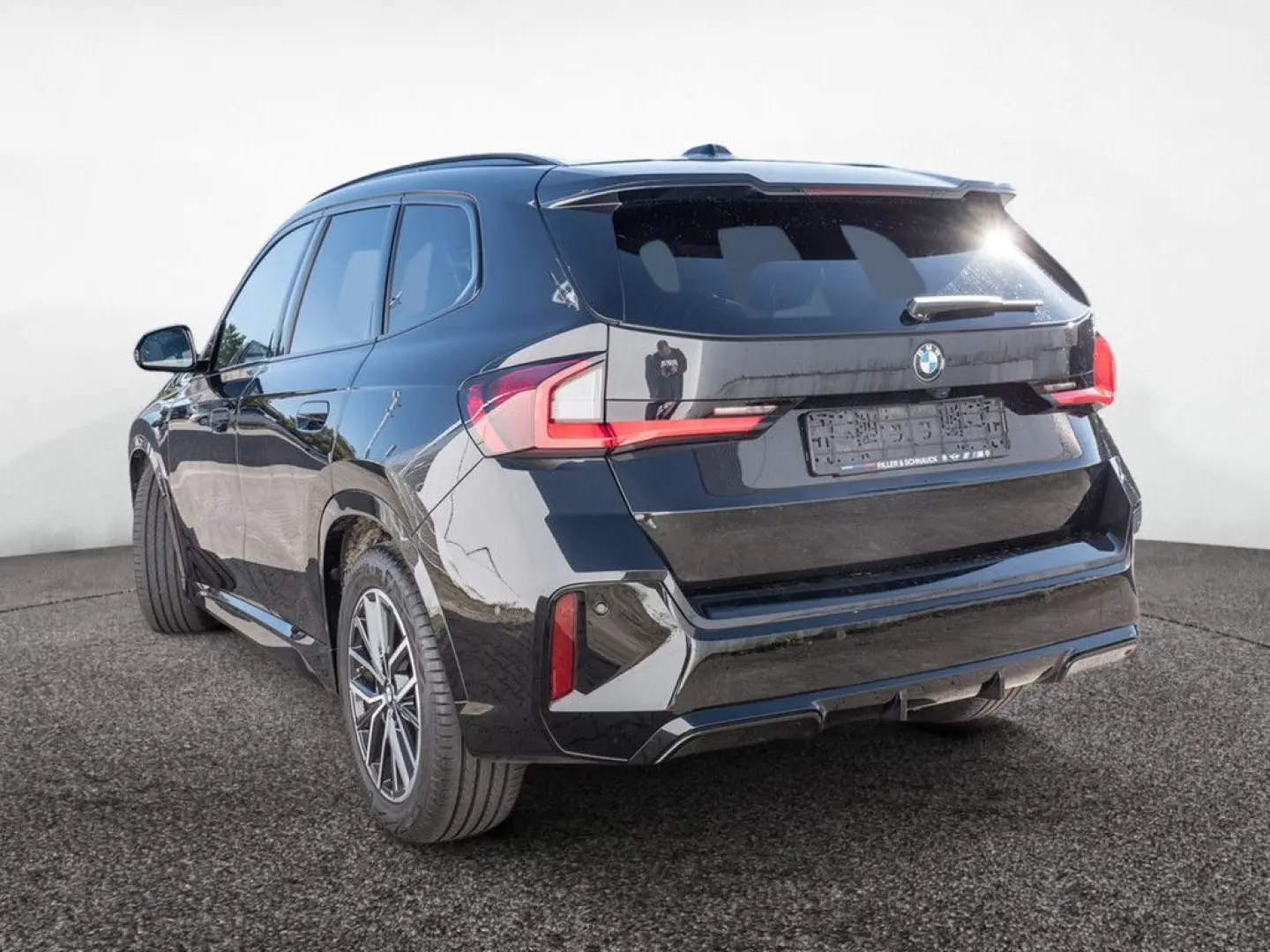 X1 xDrive 23i M-Sport 360  PANO H K HUD AHK NAVI