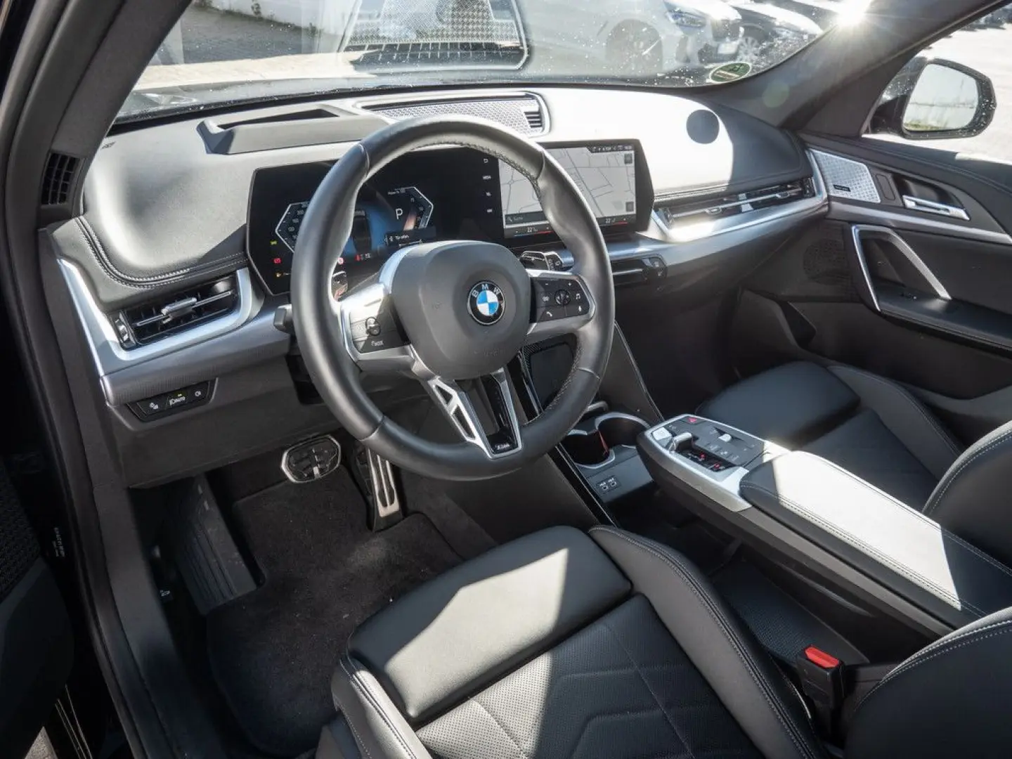 X1 xDrive 23i M-Sport 360  PANO H K HUD AHK NAVI