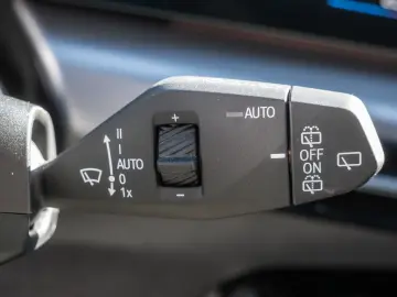 X1 xDrive 23i M-Sport 360  PANO H K HUD AHK NAVI