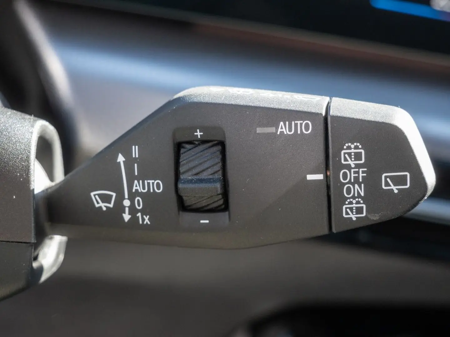 X1 xDrive 23i M-Sport 360  PANO H K HUD AHK NAVI