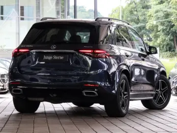 GLE 450 d 4M AMG-Sport Pano Distr AHK Night 360