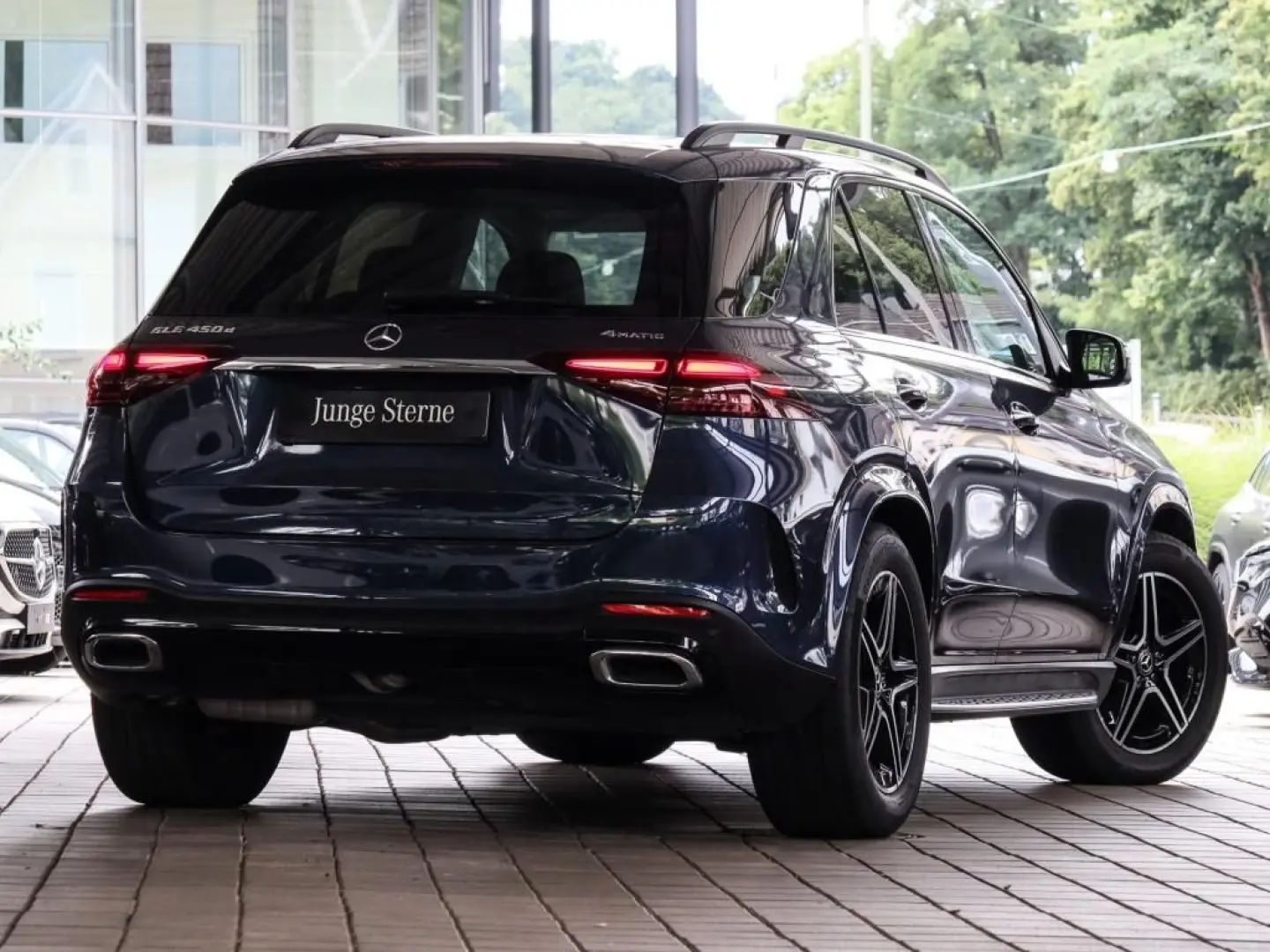 GLE 450 d 4M AMG-Sport Pano Distr AHK Night 360