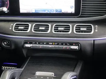 GLE 450 d 4M AMG-Sport Pano Distr AHK Night 360