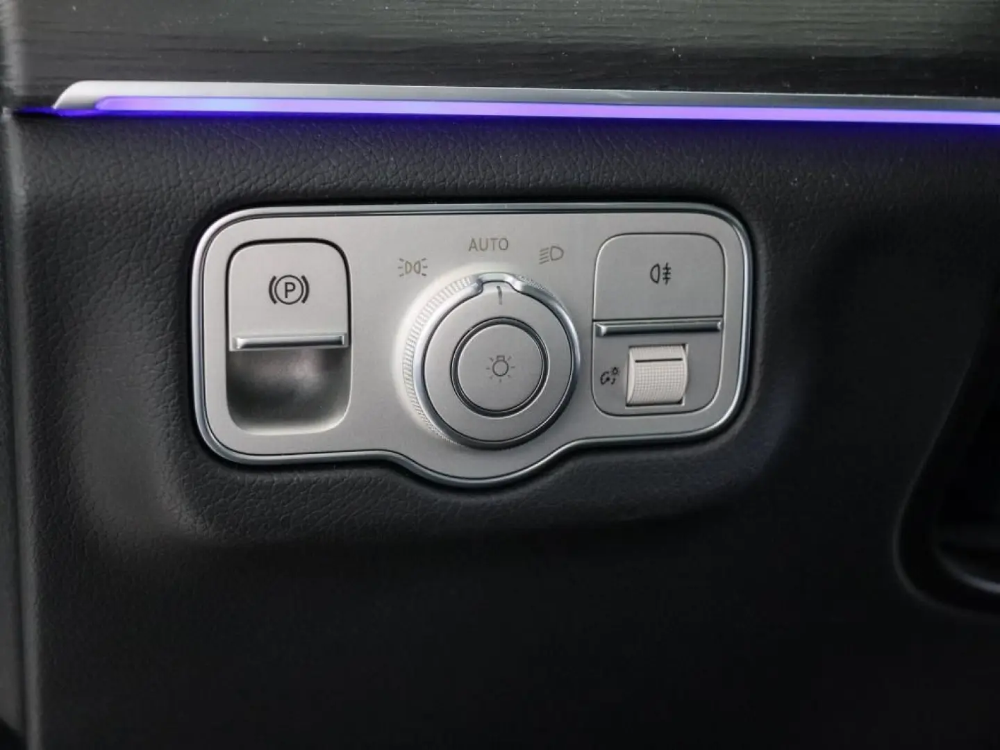 GLE 450 d 4M AMG-Sport Pano Distr AHK Night 360