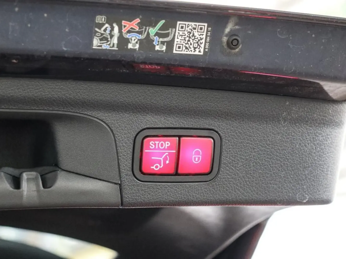 GLE 450 d 4M AMG-Sport Pano Distr AHK Night 360