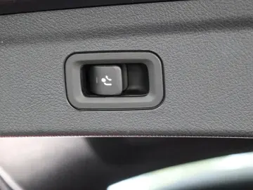 GLE 450 d 4M AMG-Sport Pano Distr AHK Night 360