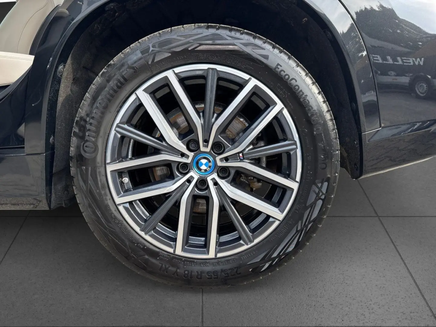 X1 xDr30e M SPORT HUD H&K 360 Panoramic Keyless