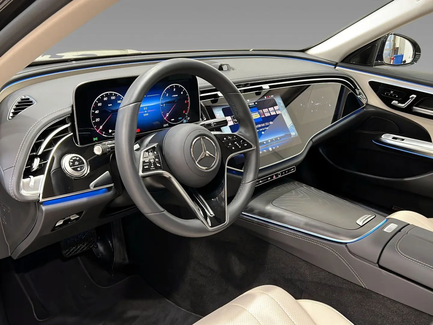 E 450 d 4M AVANTGARDE DISTR Superscreen Memo 360