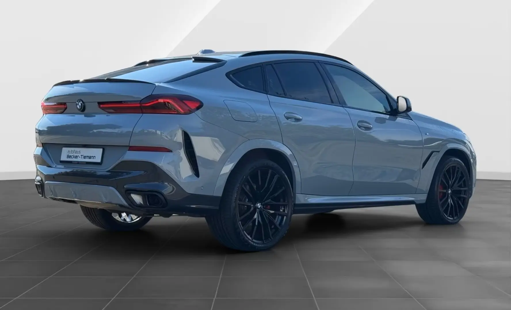 X6 xDrive40d M Sport Pro   Massage   Pano. Sky L