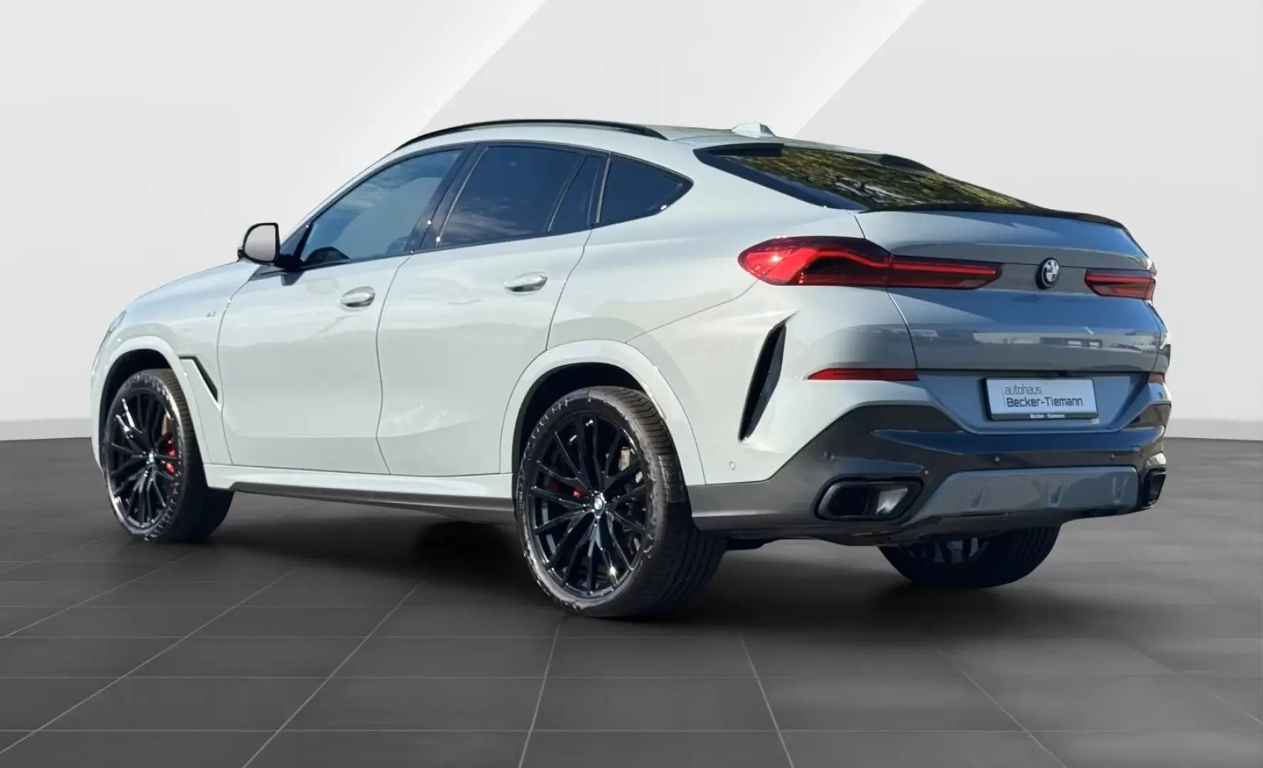 X6 xDrive40d M Sport Pro   Massage   Pano. Sky L