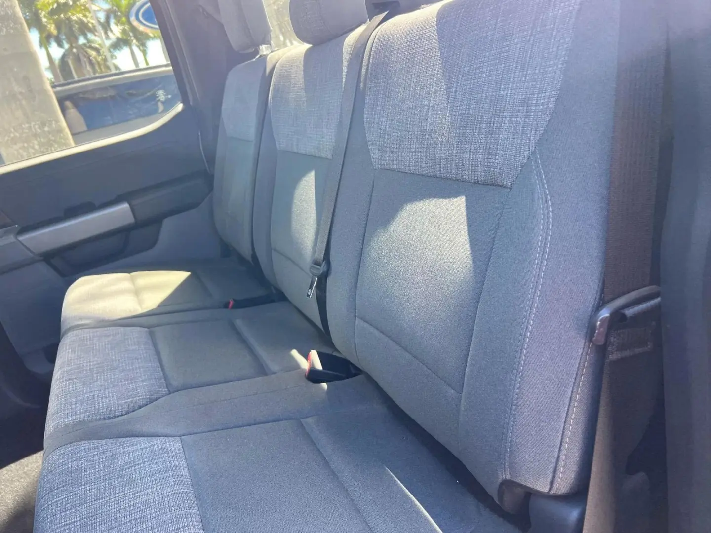 F 150 Lightning SXT AWD Elektro 2023 hellgrau