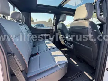 F 150 Lightning Lariat 4x4 €59.900 T1 Export