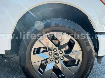 F 150 Lightning Lariat 4x4 €59.900 T1 Export