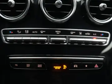 Mercedes-Benz GLC 300 e 4Matic 9G-Tronic AMG Leder