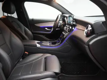 Mercedes-Benz GLC 300 e 4Matic 9G-Tronic AMG Leder
