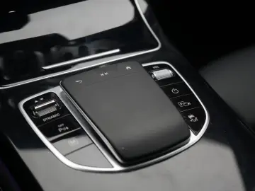 Mercedes-Benz GLC 300 e 4Matic 9G-Tronic AMG Leder