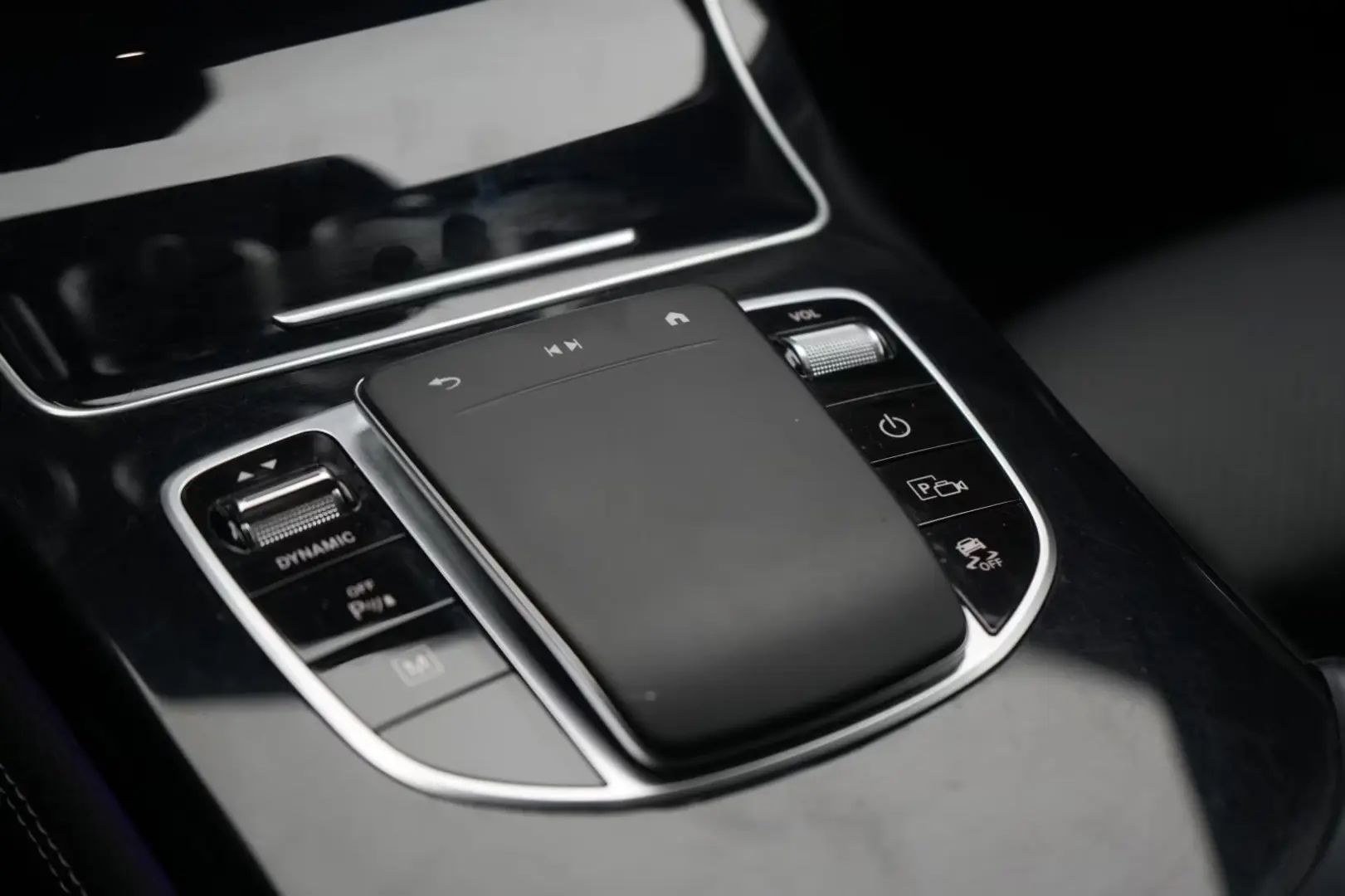 Mercedes-Benz GLC 300 e 4Matic 9G-Tronic AMG Leder