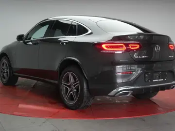 Mercedes-Benz GLC 300 e 4Matic 9G-Tronic AMG Leder