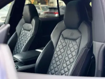 Q8 50TDI QUATTRO S LINE  MATRIX#PANO#B&O#AHK#AIR