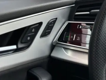 Q8 50TDI QUATTRO S LINE  MATRIX#PANO#B&O#AHK#AIR