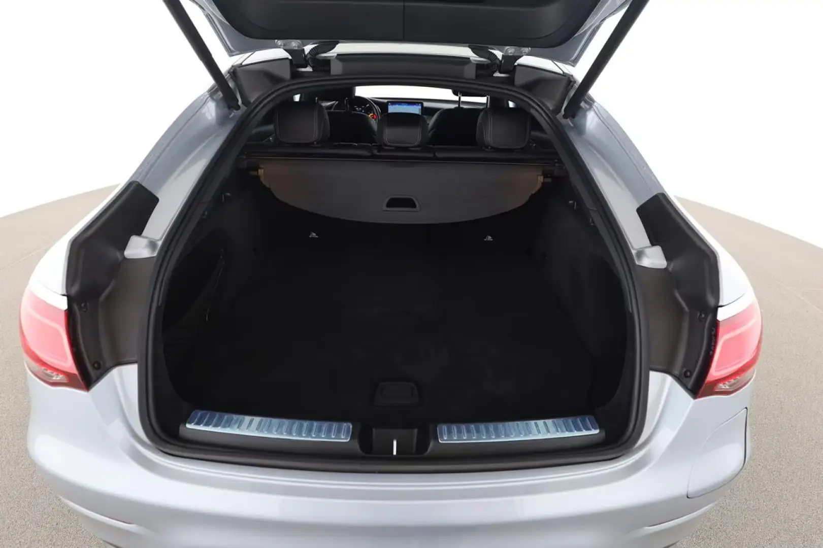 Mercedes-Benz GLC 300 4M Coupe AMG Distronic AHK