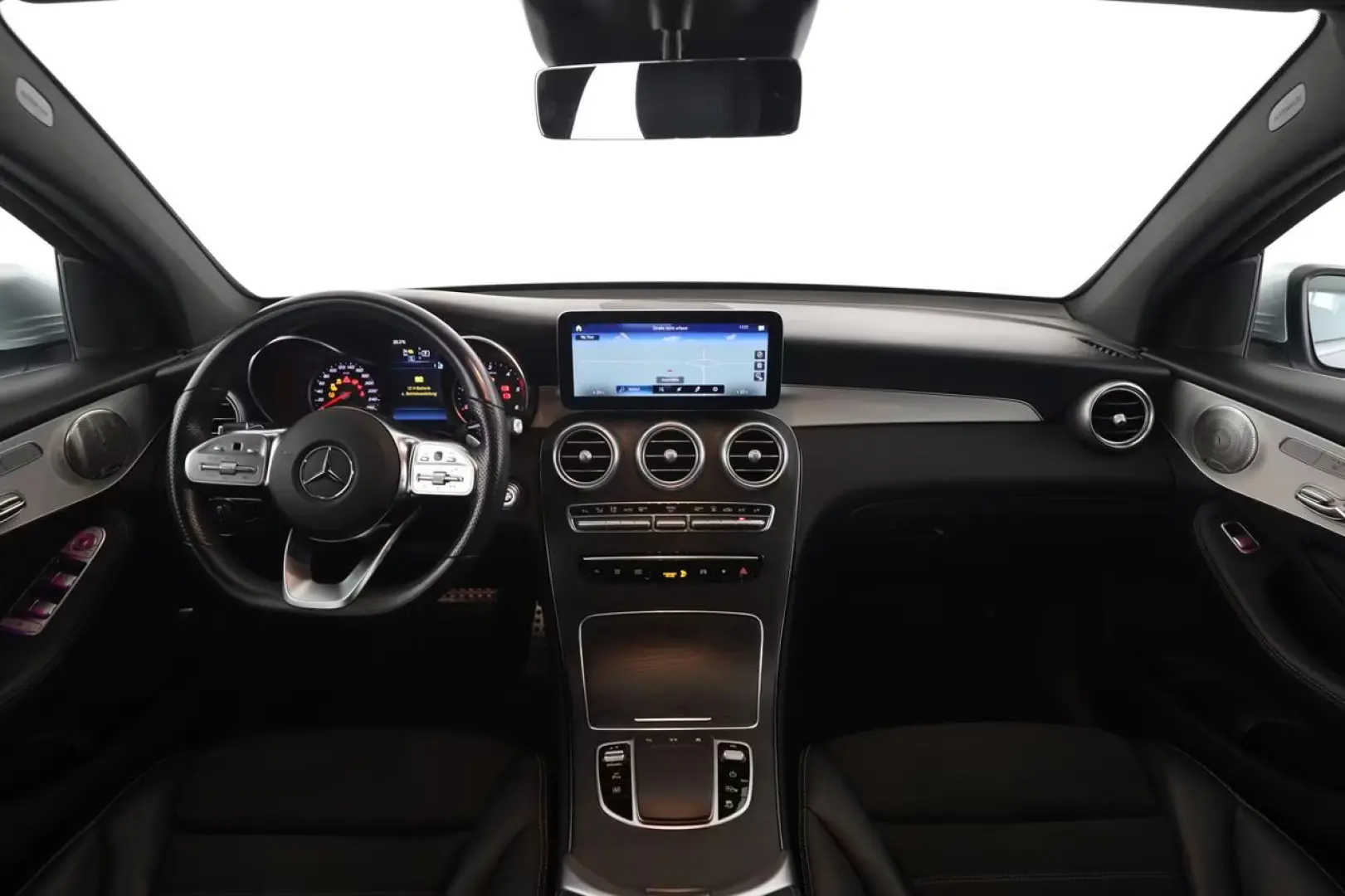 Mercedes-Benz GLC 300 4M Coupe AMG Distronic AHK