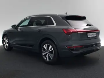 Q8 50 quattro advanced e-tron MATRIX-LED LED ACC