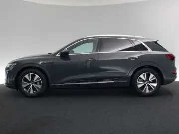 Q8 50 quattro advanced e-tron MATRIX-LED LED ACC