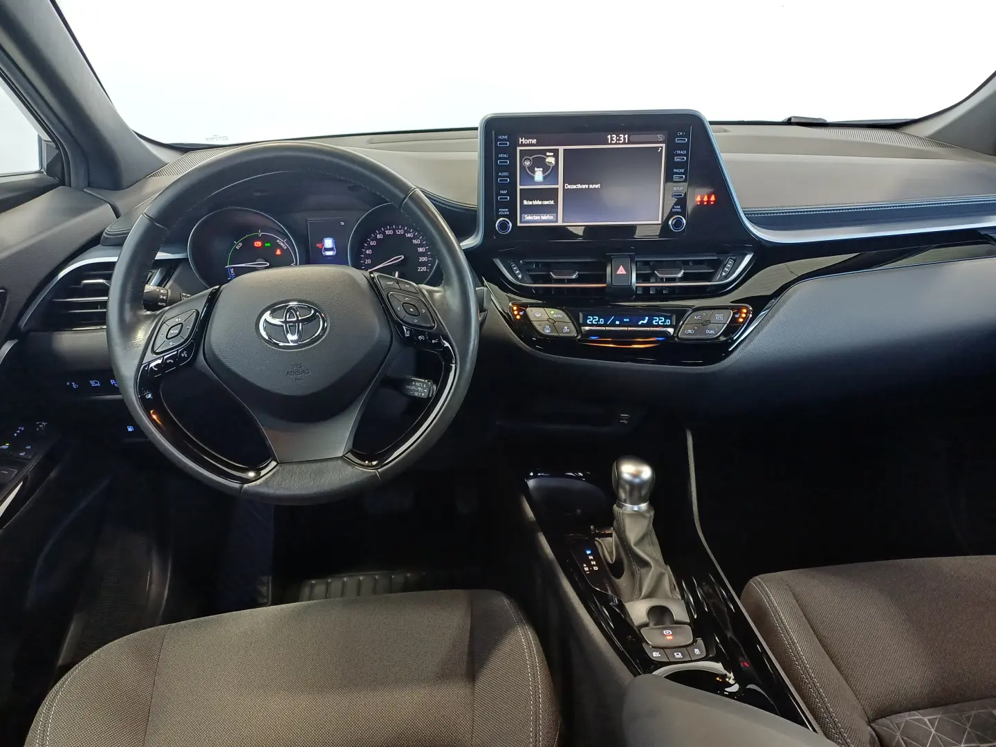 Toyota C-HR 2 0 Hybrid C-LUB CVT