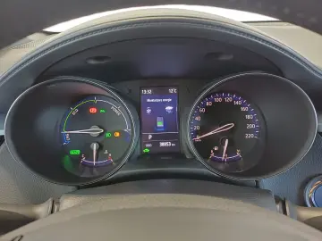 Toyota C-HR 2 0 Hybrid C-LUB CVT