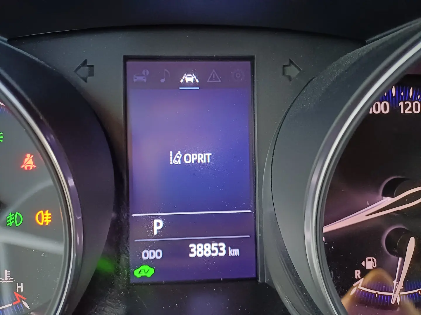 Toyota C-HR 2 0 Hybrid C-LUB CVT