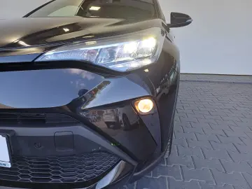 Toyota C-HR 2 0 Hybrid C-LUB CVT