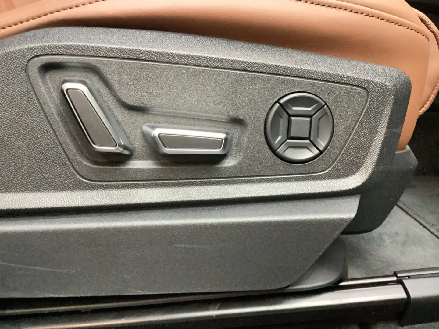 Q8 Sportback 55 Q S LINE LM21 SITZBELÜFT AHK KAM