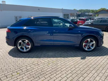 Q8 55 TFSIe qu. S line AHK B&O HD-MATRIX HEADUP