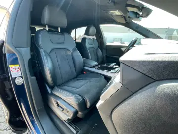 Q8 55 TFSIe qu. S line AHK B&O HD-MATRIX HEADUP