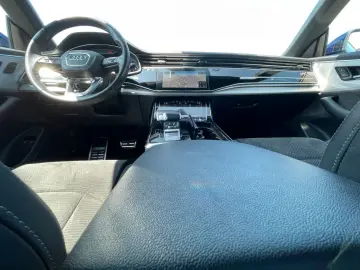 Q8 55 TFSIe qu. S line AHK B&O HD-MATRIX HEADUP