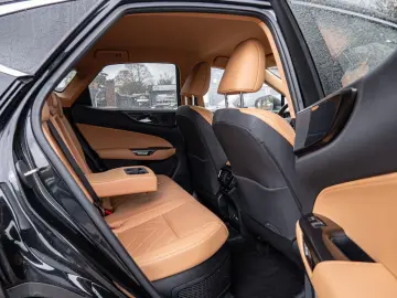 NX 450h   Executive Ventilation  MEMORY  360