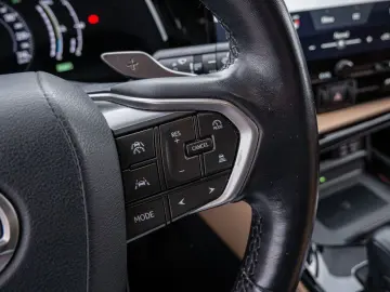 NX 450h   Executive Ventilation  MEMORY  360