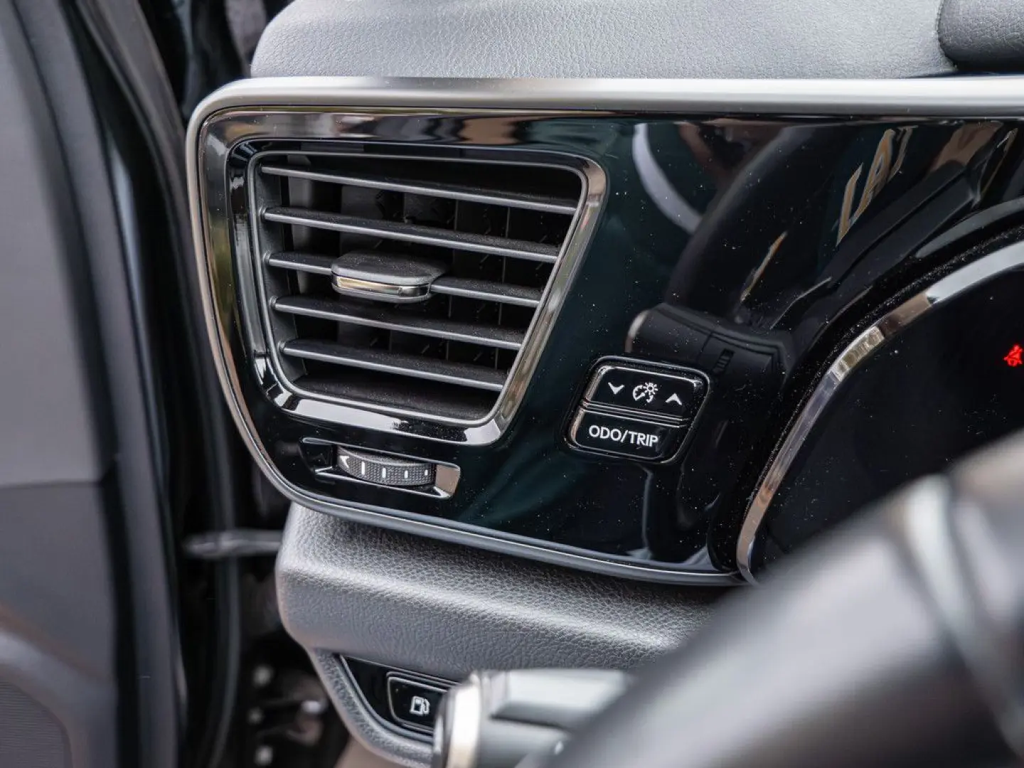 NX 450h   Executive Ventilation  MEMORY  360