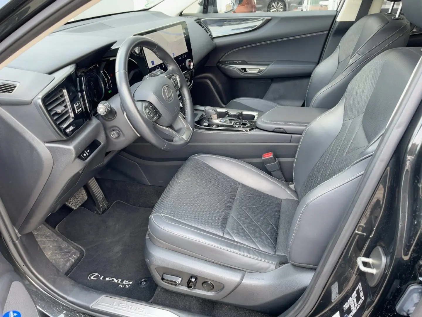 NX 450h  Ventilation 360