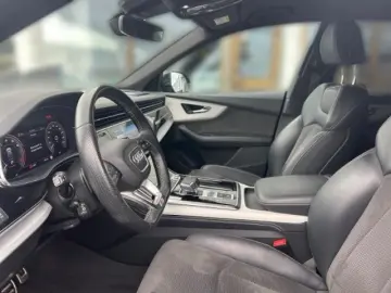 Q8 55 TFSI e S Line 22 Matrix Kamera Leder