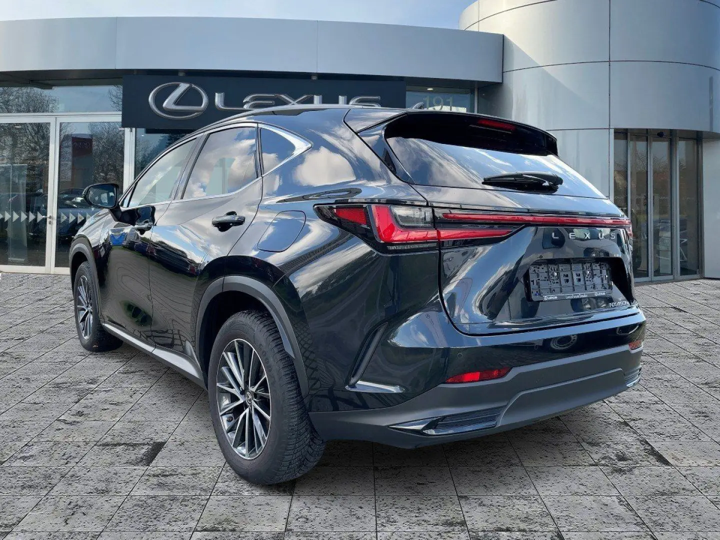 NX 450h  Ventilation 360