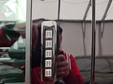 Ford F 150 Raptor T1