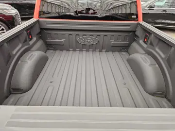 Ford F 150 Raptor T1