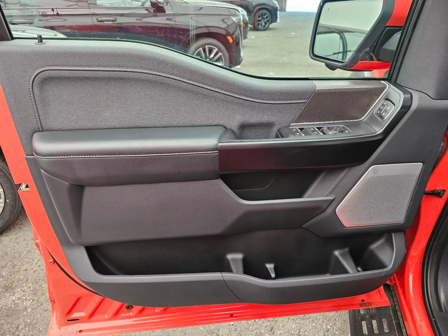 Ford F 150 Raptor T1