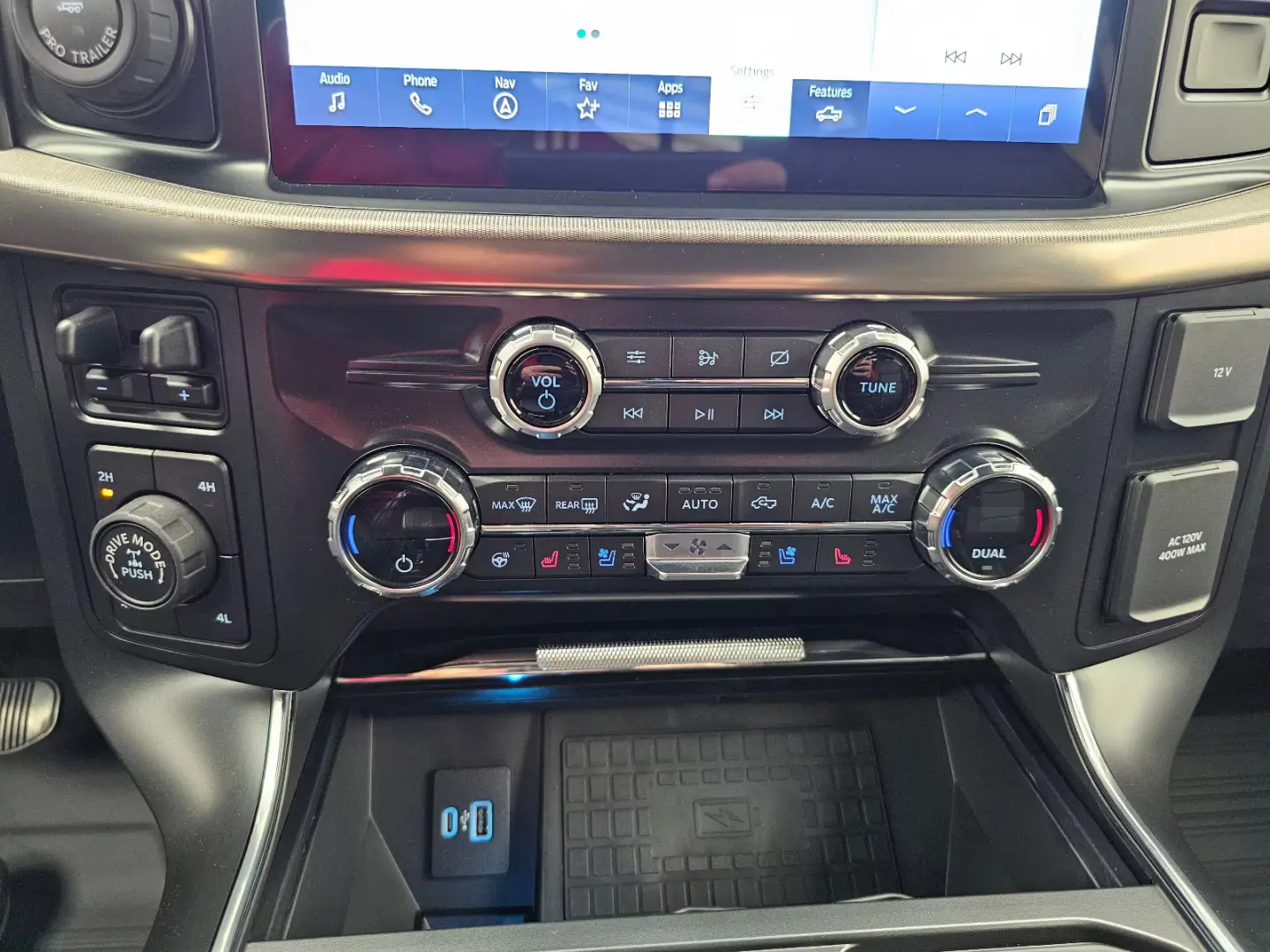 Ford F 150 Raptor T1